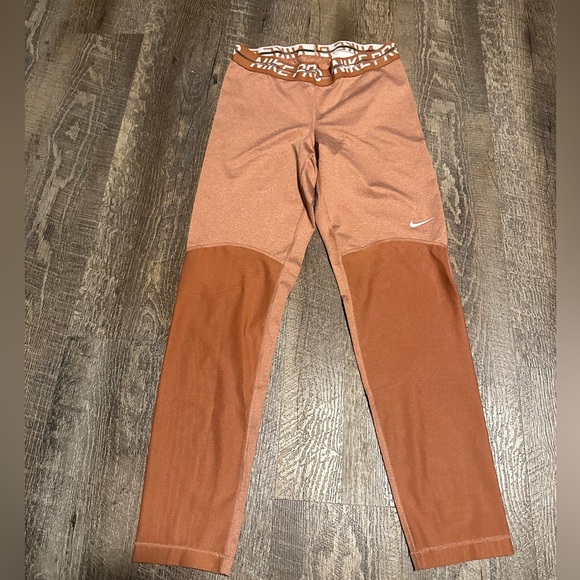 Nike pro workout leggings - Picture 2 of 5